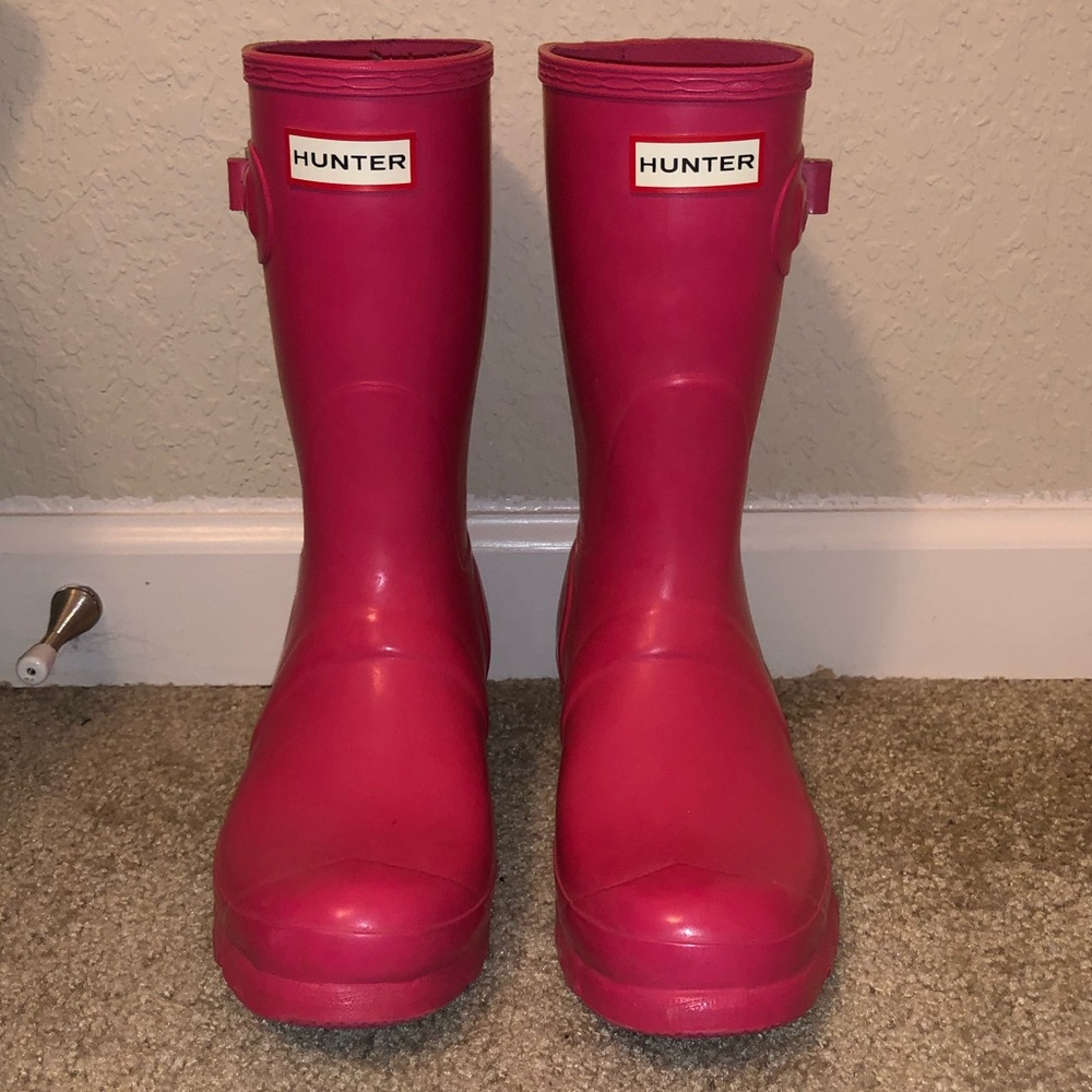 Hot pink short Hunter rain boots